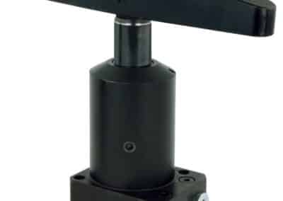 Clevis Plunger Bottom Flange