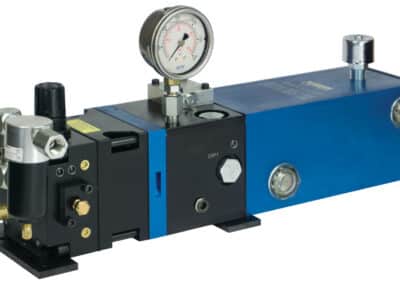 Compact Air/Hydraulic Pump