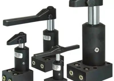 TuffCam™ Bottom Flange Swing Clamp