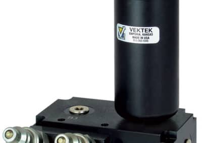 One Handed Automatic Shutoff Valve Decouplers External Accumulator