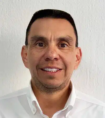 VEKTEK MEXICO 9 Yves Martinez